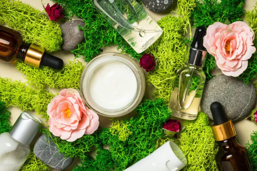 Natural cosmetic products with plants.